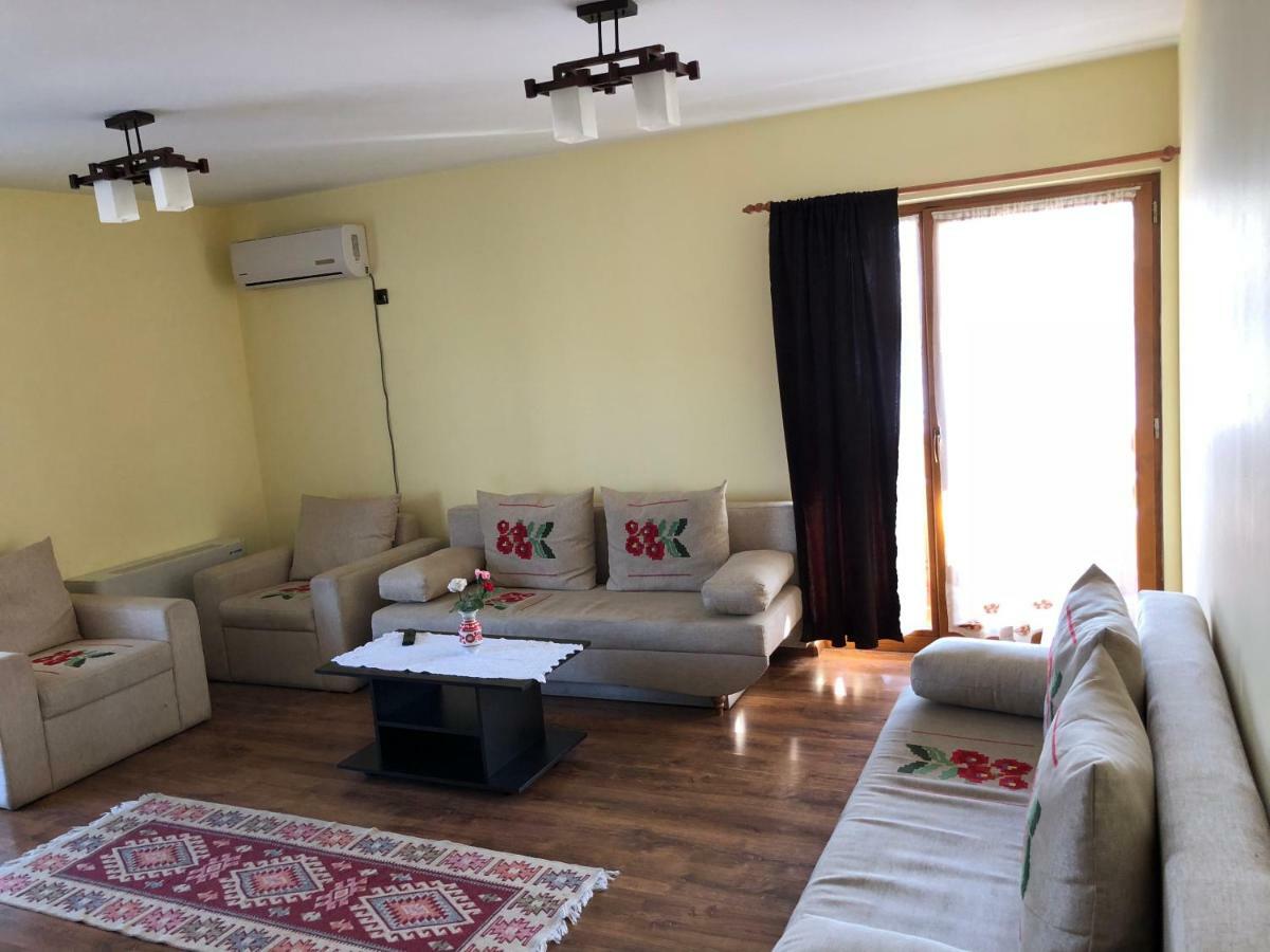 Pensiune păstrăvărie La pintea haiducu Deseşti Exterior foto